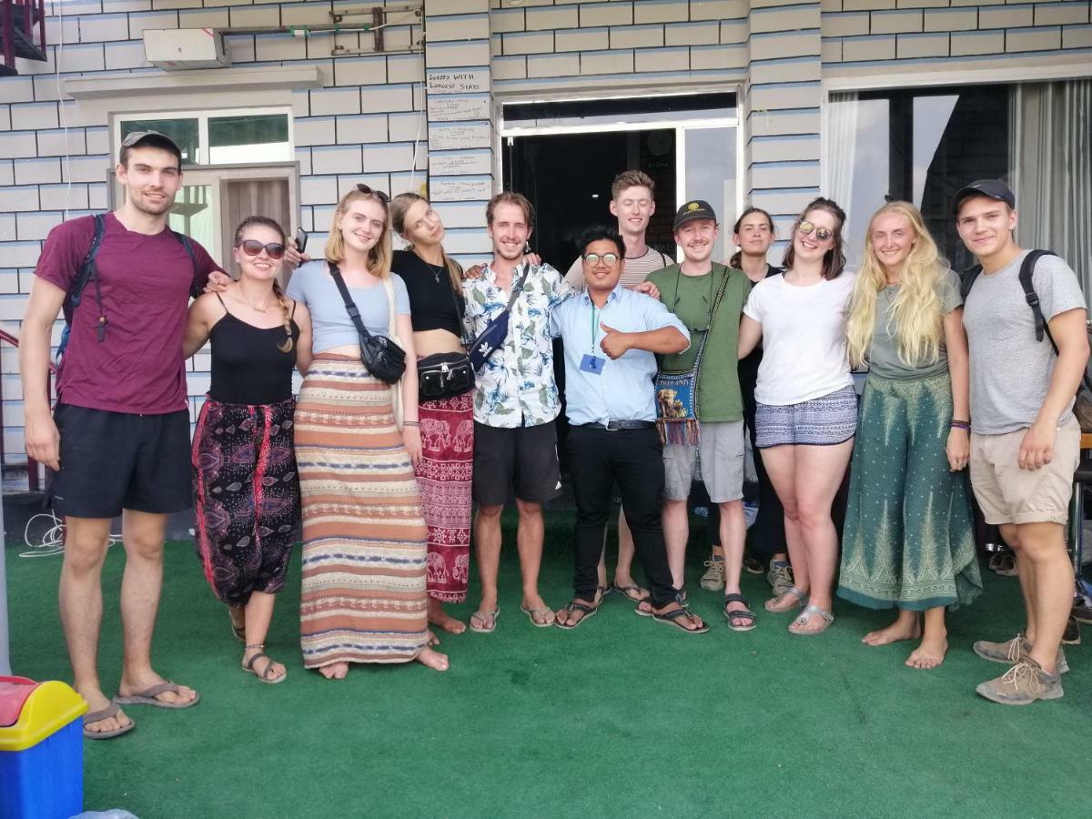 ניאונגשווה Abc Hostel (Adults Only) מראה חיצוני תמונה