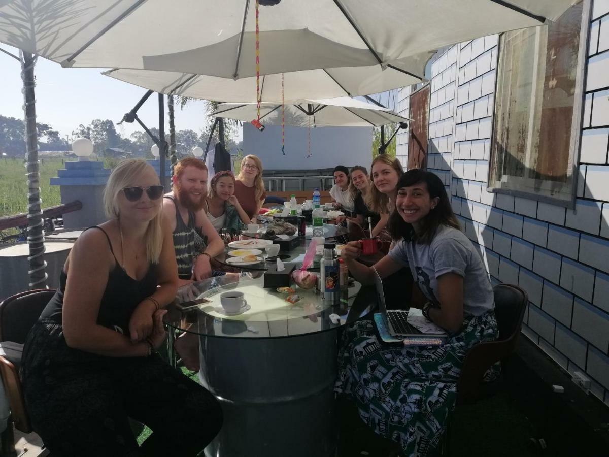 ניאונגשווה Abc Hostel (Adults Only) מראה חיצוני תמונה